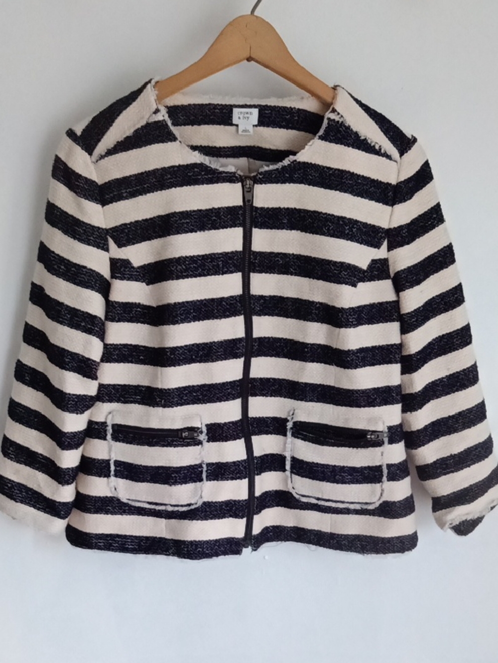 crown & ivy Striped Zip-Front Jacket in Black & Cream